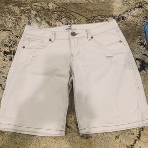 Cabi short size 4.  New